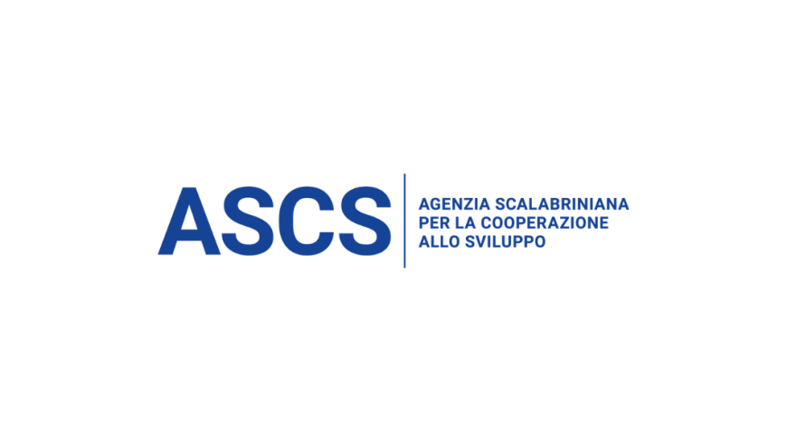 scritta Agenzia scalabriniana per la cooperazione allo sviluppo