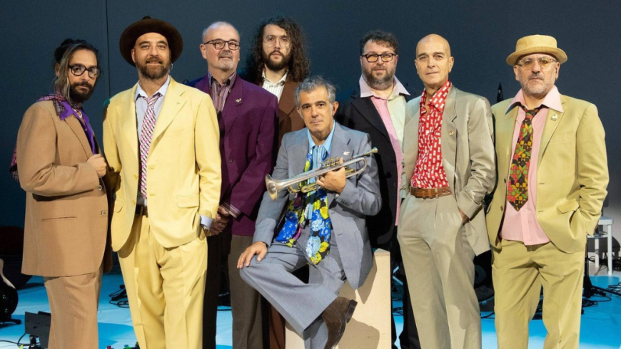 foto di Paolo Fresu e del gruppo di musicisti