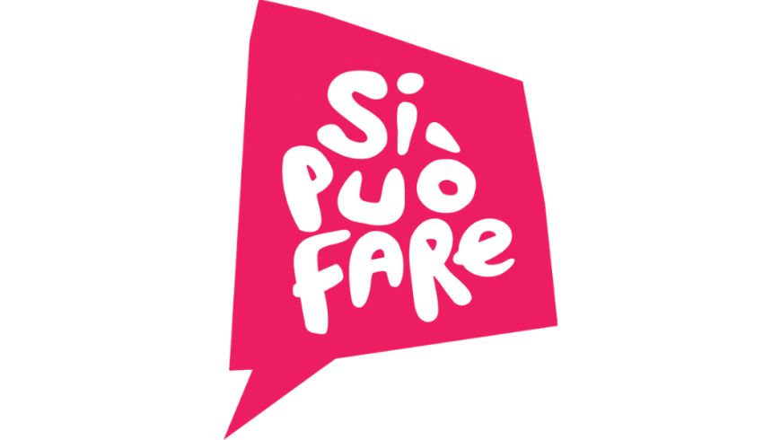 fumetto stilizzato di colore rosa con la scritta bianca Si può fare