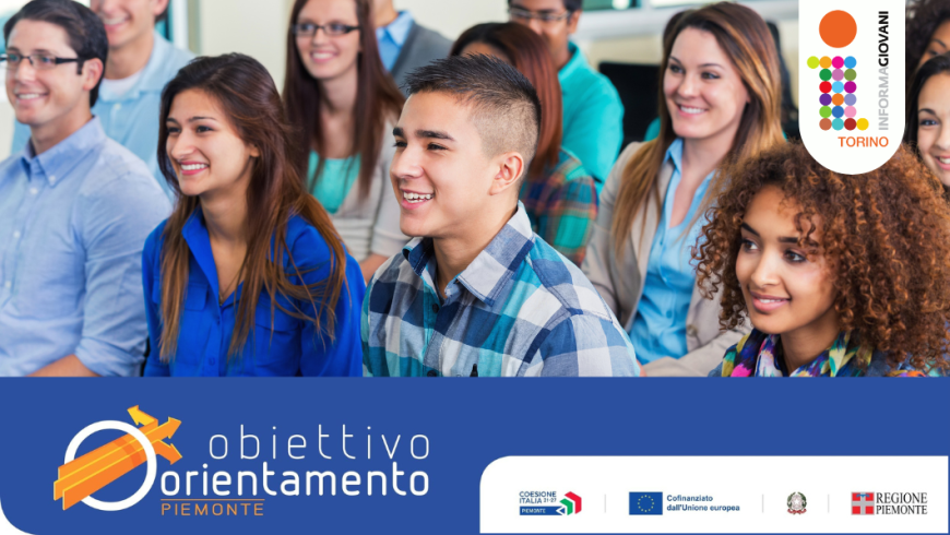 persone che sorridono